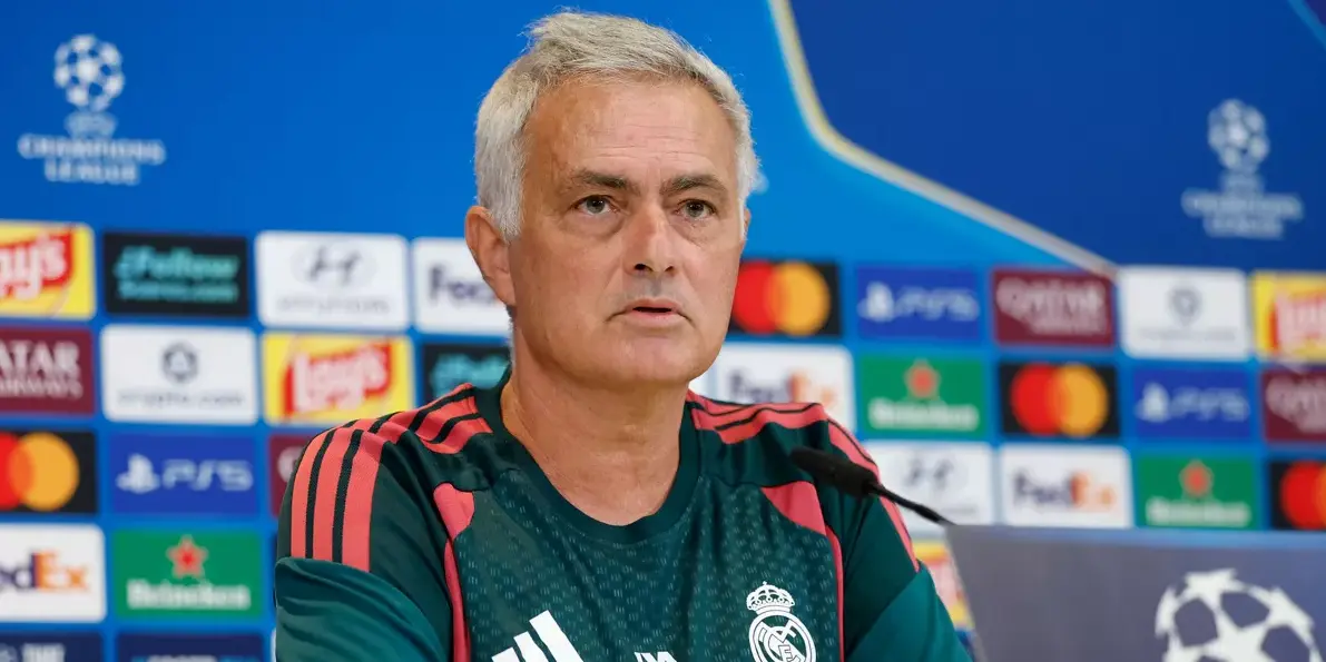 Jose Mourinho on Vinicius Junior's Slump: He Carries the Heaviest Defensive Responsibility Among the Three Forwards