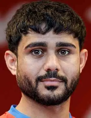 الله يساعد حميد