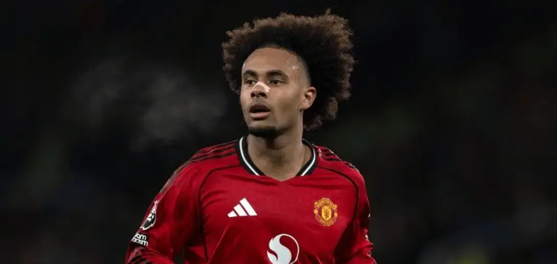 Transfer,Zirkzee,Manchester United,Roma,camel.live