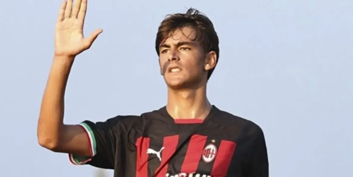 ইতালীয় ফুটবলের নিন্দা জানালেন একাধিক খেলোয়াড়: কোচের দায়িত্ব পেতে টাকা দেন কোচ, খেলার সুযোগ পেতে টাকা দেন খেলোয়াড়রা