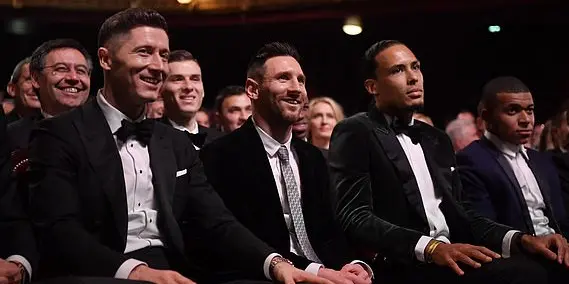 Repaso a los márgenes más estrechos en la historia del Balón de Oro: Messi y Rodri también lograron triunfos apasionantes